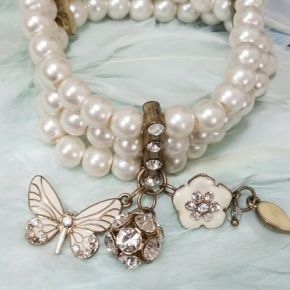 Pearl Charm Bracelet🌹